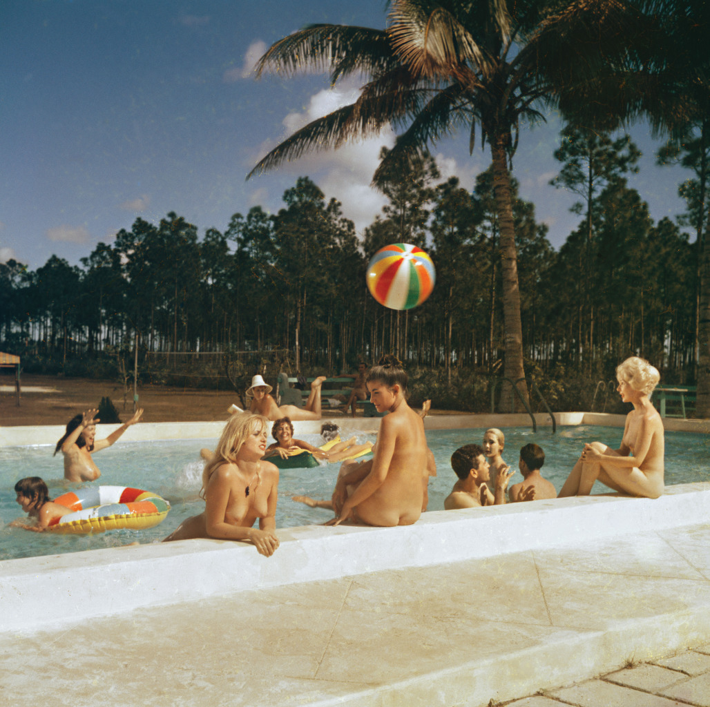 the60sbazaar: A nudist pool party photographed by Bunny Yeager (1960) 