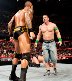 fishbulbsuplex:  Randy Orton vs. John Cena