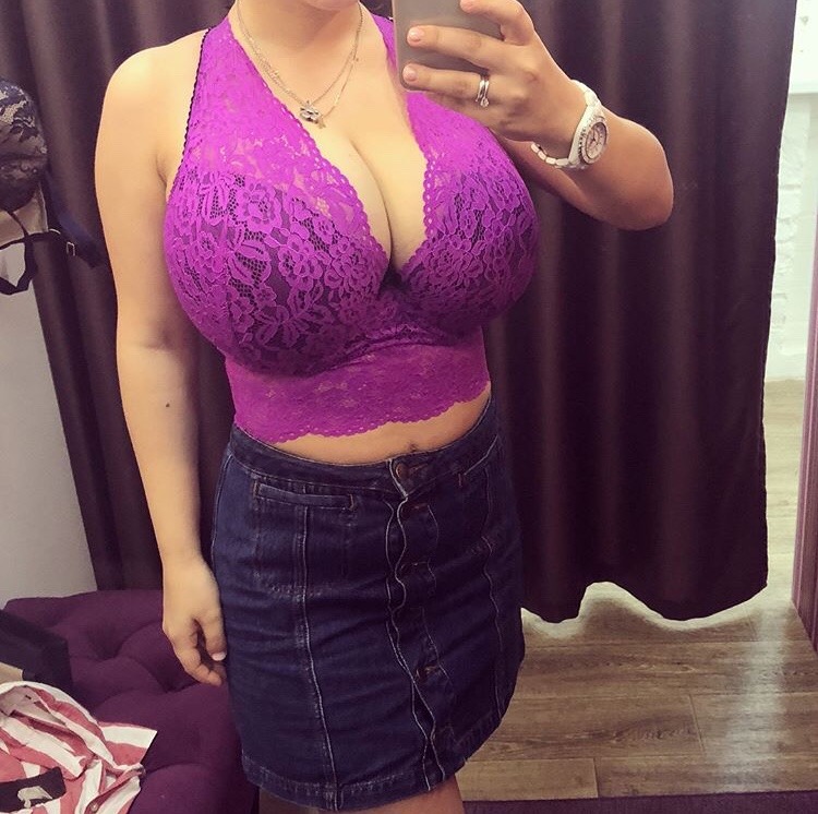 faketitslover999:  tittyfuxfr:  Stacy Vanderberg’s amazing boobies  Mega Brust