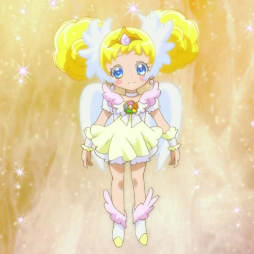 Today’s Princess of the Day is: Candy, from Smile PreCure!A cheerful fairy with a fondness for fashi
