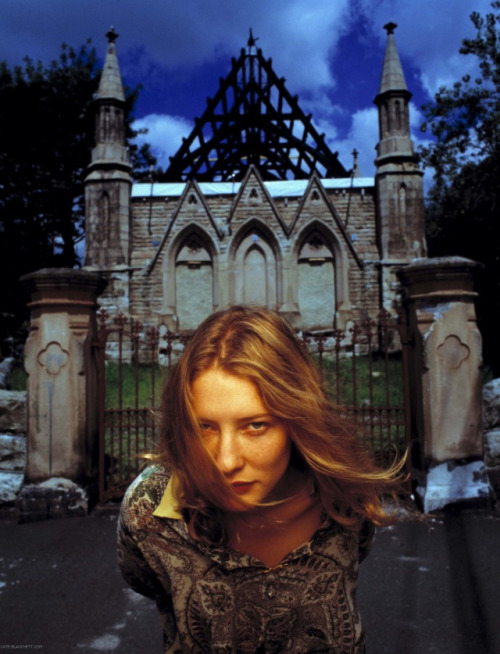 vintageeveryday:Happy birthday to Cate Blanchett! (Photos by Robin Sellick in 1994)