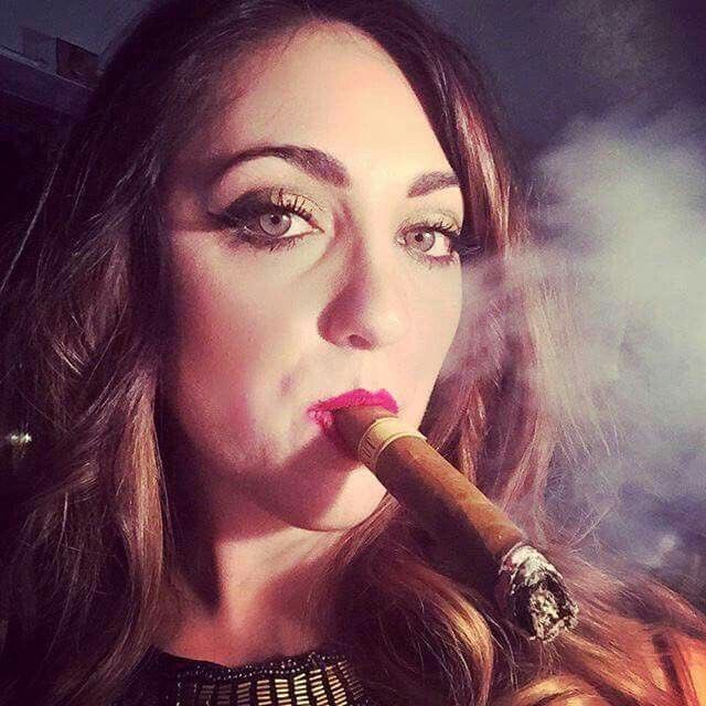Cigar girls