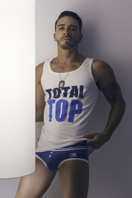 fagggotries:  Zeus González  by Adrian C Martin  