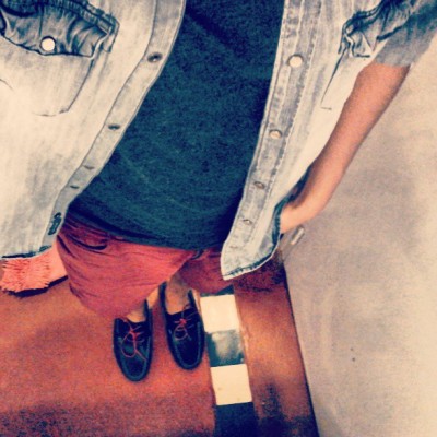 octav72:
“#ootn night on the beach #burgundy+#denim+#navy
”