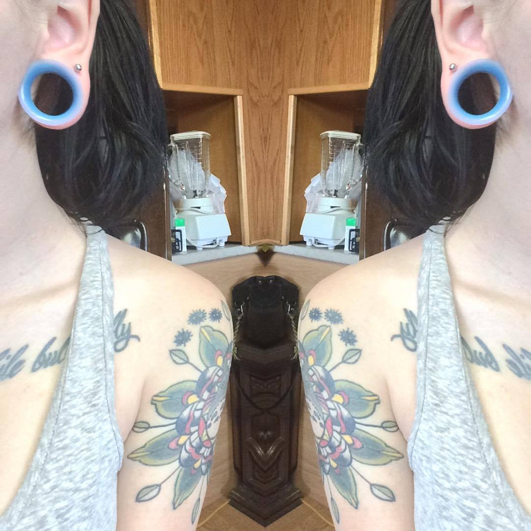 my-d1spute:  In love with my ears tbh 👂🏻💞  
