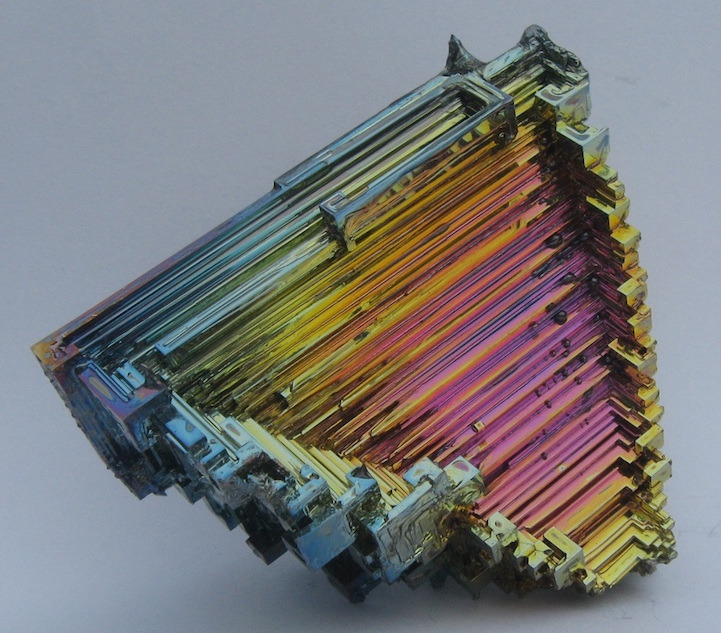 mymodernmet:  Dazzling Bismuth Crystals Look Like Hypnotizing Rainbow Stairs 