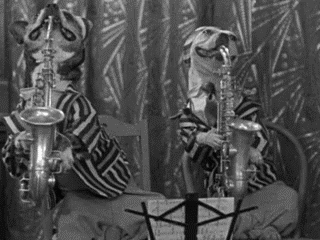doomsdaypicnic:  Hot Dog (1930) One of the incredible, weird short ‘Dogville’