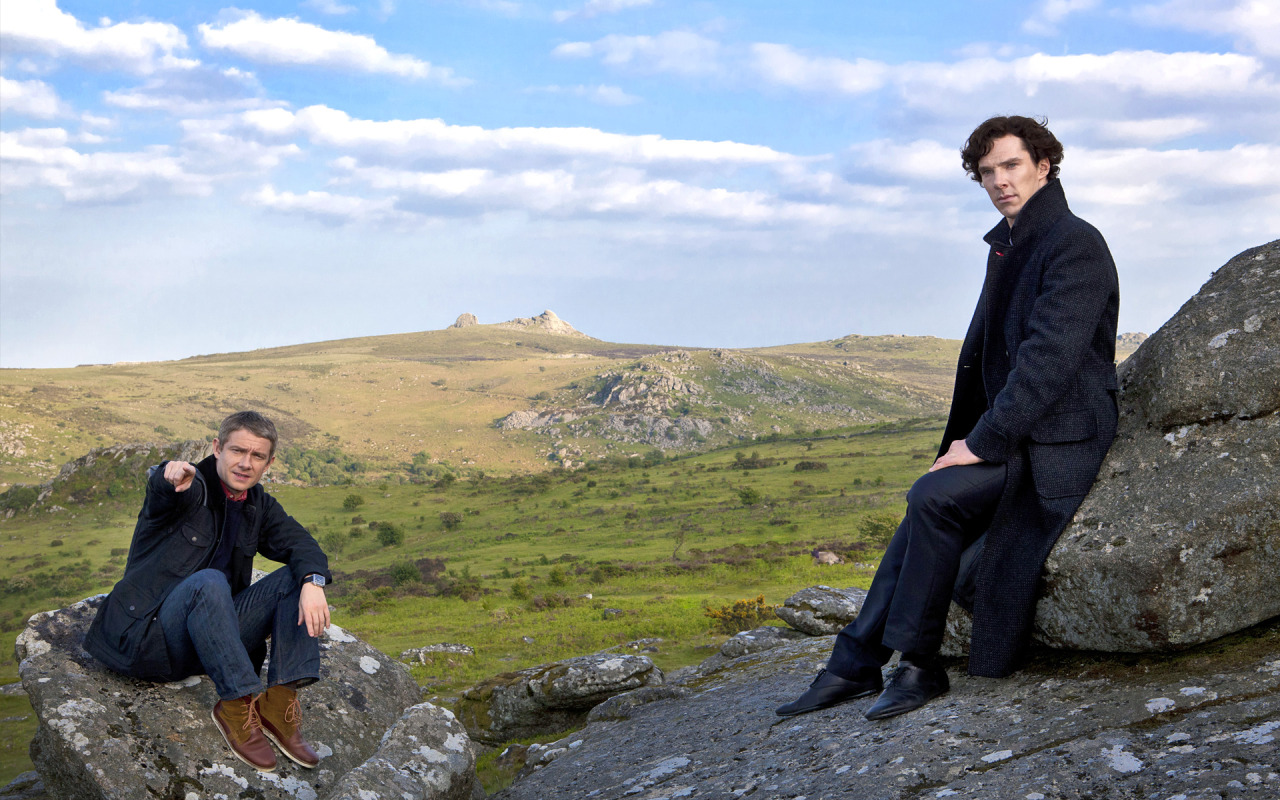 nixxie-fic:  BBC Sherlock - Production Stills - Sherlock &amp; John On Dartmoor