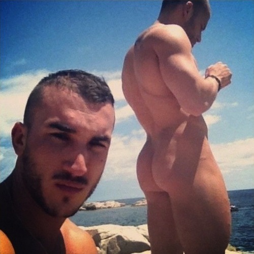 nocityguy:   Urban Living - Rural Attitude… Cowboys, Blue Collar, Cornfed Farm Boys and More. Be Sure to Follow Me at: http://nocityguy.tumblr.com    