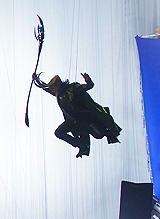 orangetigger:  Tom Hiddleston + Behind the Scenes 