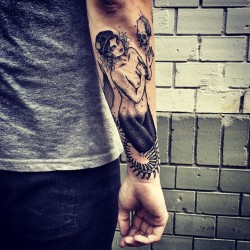 1337tattoos:    barbe rousse 