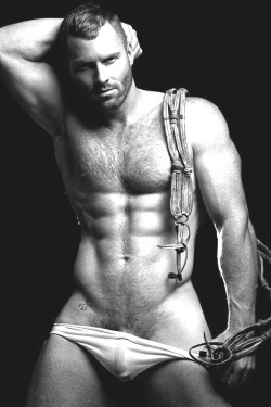 Hairymacho:  Http://Hairymacho.tumblr.com 