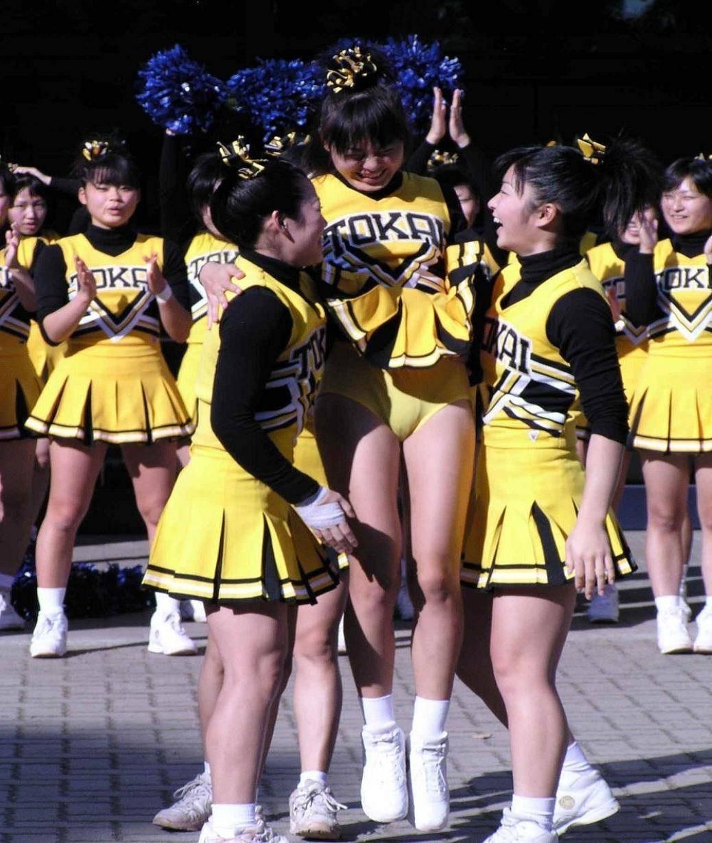 :  Japanese cheerleader