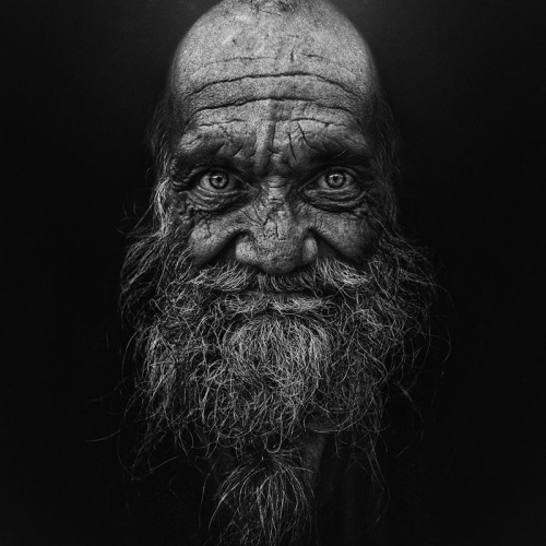 Lee Jeffries took these wonderful pictures of homeless people all around Europe & USA.