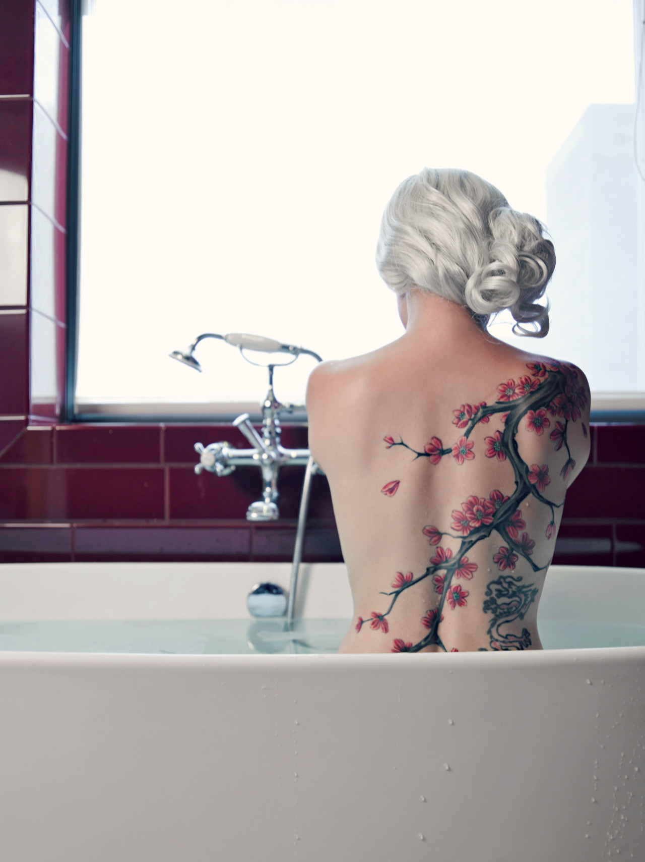 beautiful-indiscretions:  tanyadakin:  Water Me - Matthew Cherry   i really want