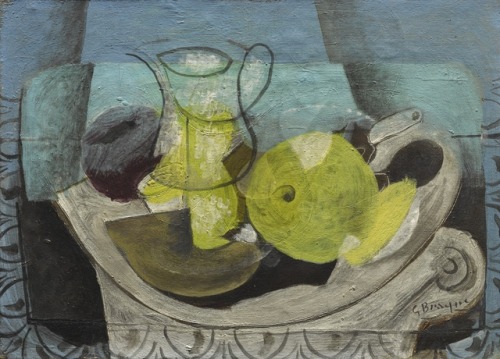 peira:Georges Braque:  Pichet et Fruits (c.1935)