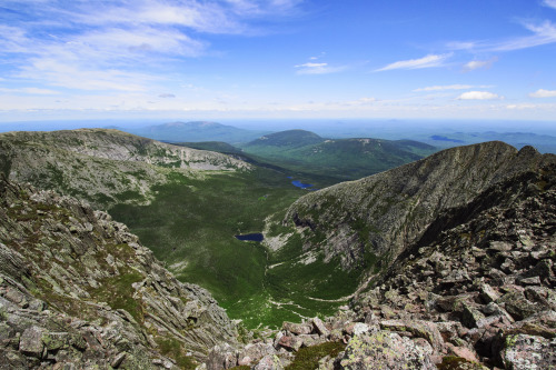 jackieandstuff:Mount KatahdinBaxter State ParkJuly 2015Look at that gorgeous glacially carved valley