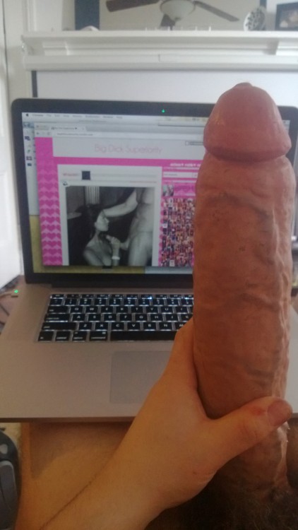 mikeyinches:Me while enjoying one of my favorite Tumblr’s HOLY FUCK. I think I’m in love