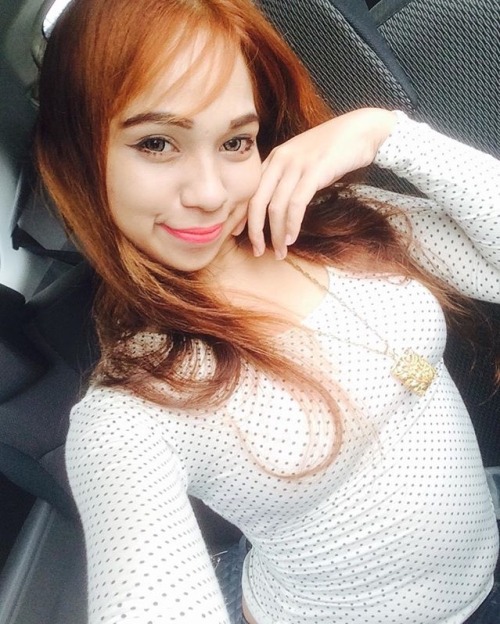 Kalu dpt mmg sdp ni isap tetek nurul ni..jilat puting skali..mmg padu tetek nurul ni.bleh bt modal l