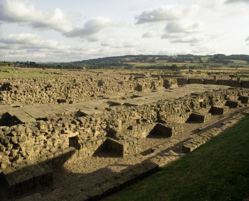 wishfulthinkment:Hadrian’s Wall, Britain.www.britainexpress.com/History/Hadrian’s