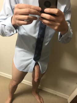 Tomdom122: Tie on or off?