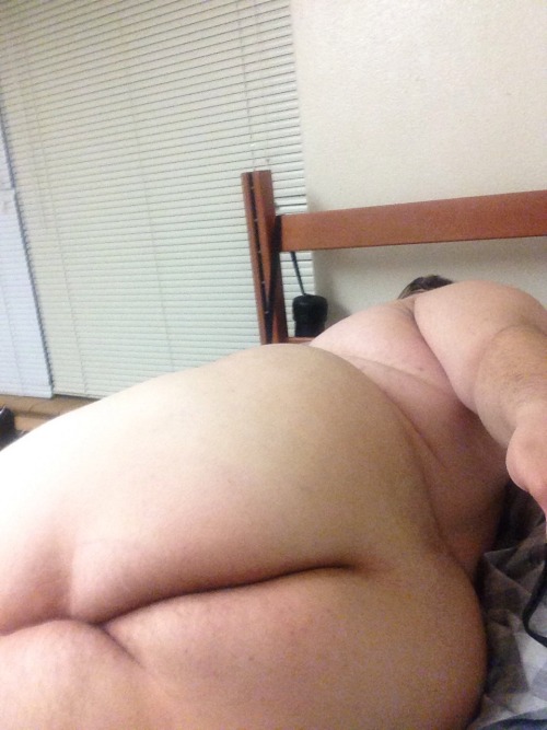 thecubwonder: Well, I guess some of these are “nudes”, right? I’m nude in them. So