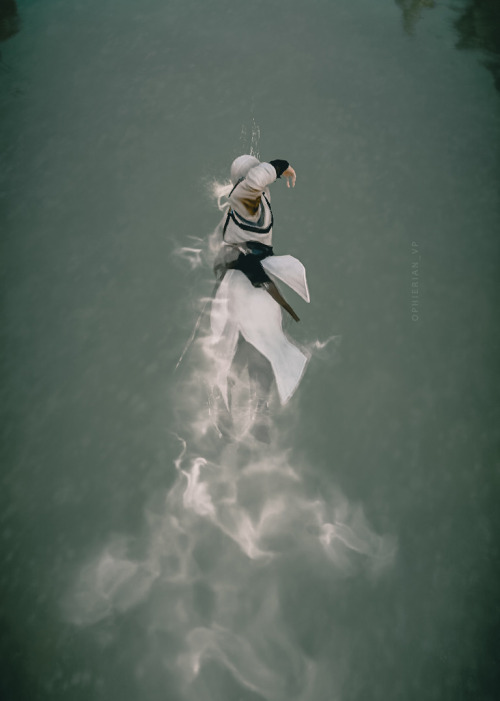 Who said Altaïr can’t swim?!