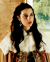  Reign + outfits 
