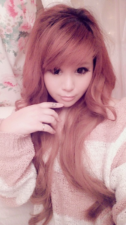 mydarlingrainbow:  My hair was nice today.