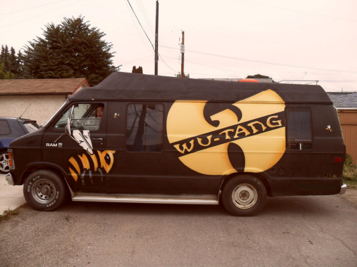 hiphopfightsback: The Wu-Mobile Currently being used to transport Drake’s body to the riverside.