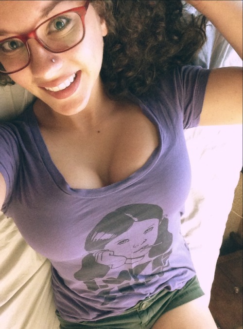 notthemoon:  notthemoon:  My bedroom is a selfie circus and I’m the ringmaster.  For you daytime assholes.