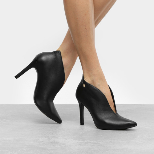 High heels ankle boot