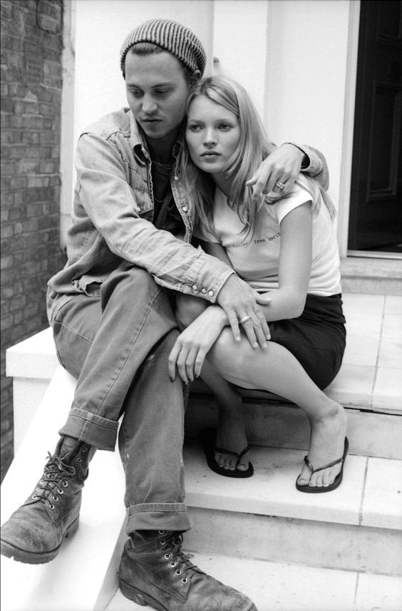 protektor Komedieserie forvridning A NEUTRAL NEON — Johnny Depp and Kate Moss in the 90s
