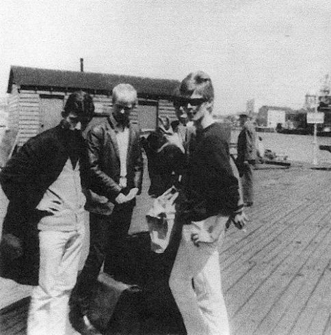 wingedbelievereagle:  David Bowie with the Buzz at Southampton Pier …1965 😍