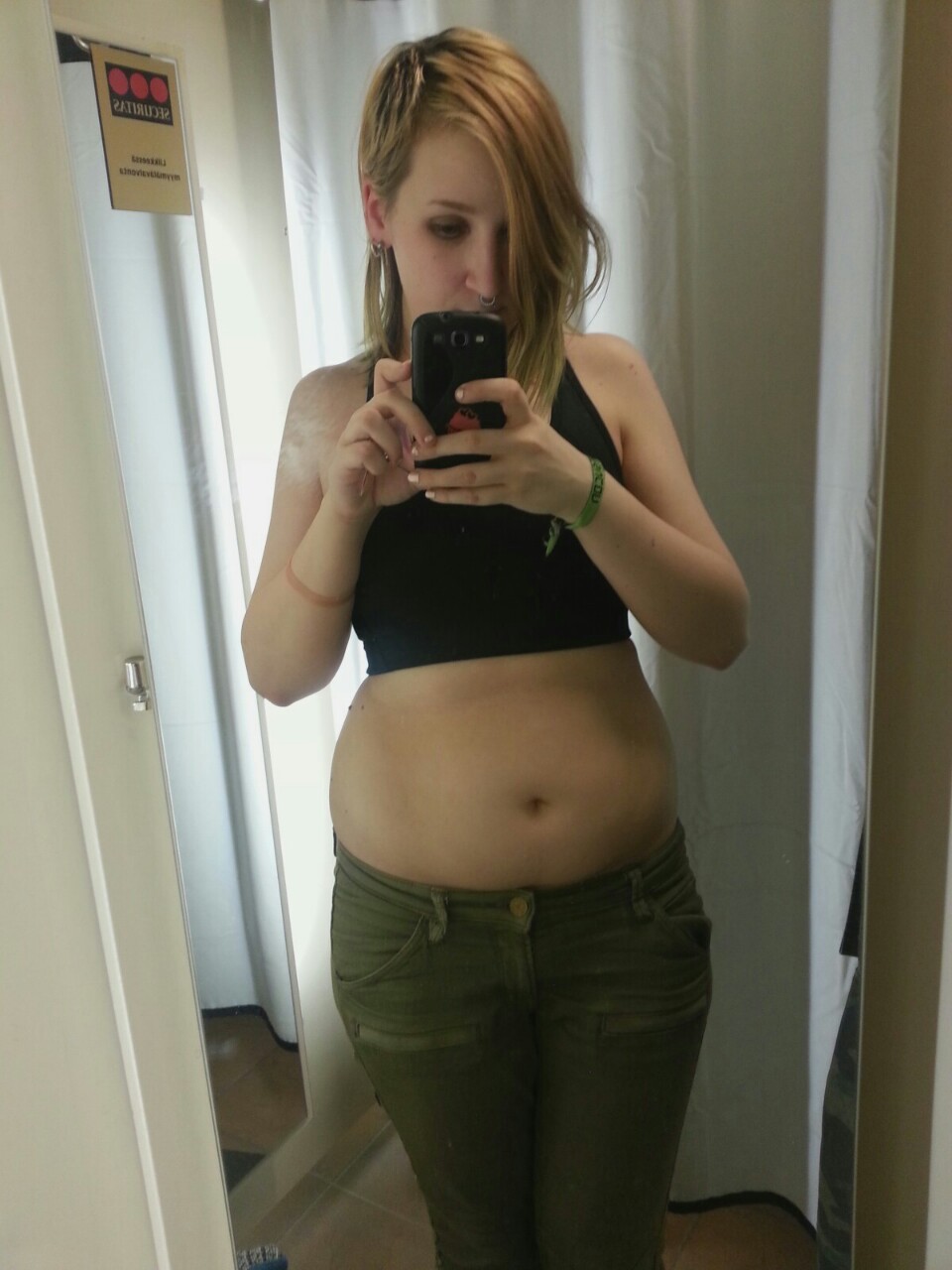 genderjuice:  genderjuice:  my body type is weird cause im average everywhere but