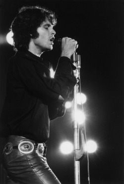 babeimgonnaleaveu:   Jim Morrison photographed