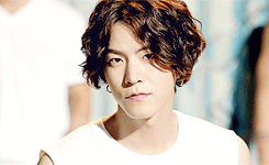 Hong Jong Hyeon & Lee Soo Hyuk In 2NE1 -FALLING IN LOVE