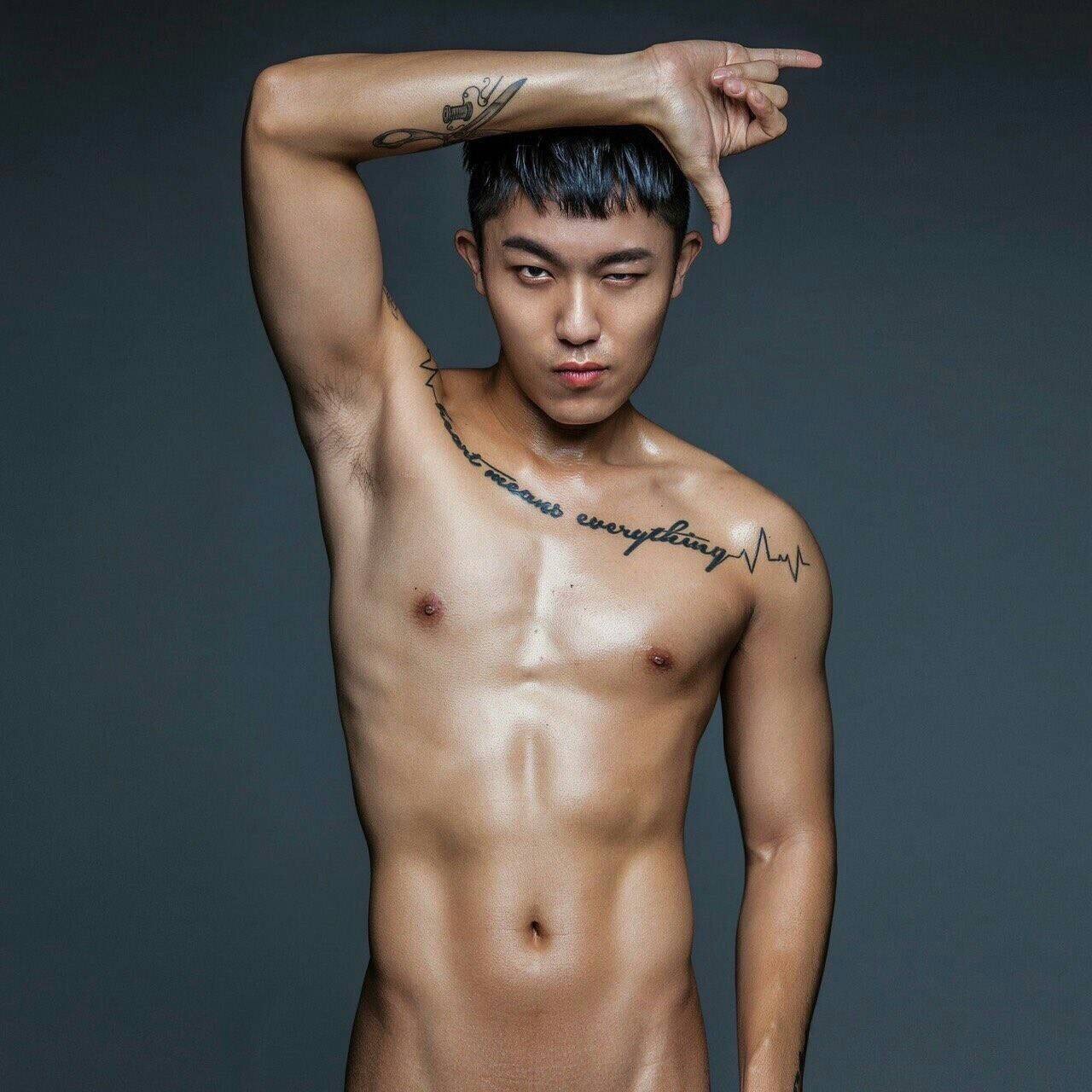jiahauguy:Sexy