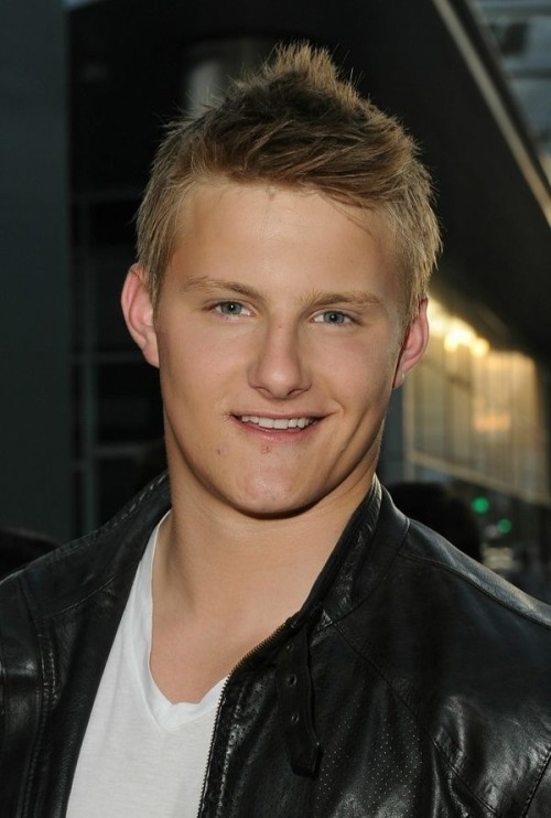 eclettichevisioni:  Alexander Ludwig | visage