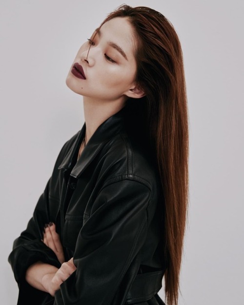 modelsof-color:Kim Ahyun by Ahn Jooyoung for Harper’s Bazaar Korea Magazine - Nov 2018
