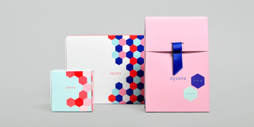 Firmalt Agency created bold but friendly branding for anonline gift-giving business, Mexico