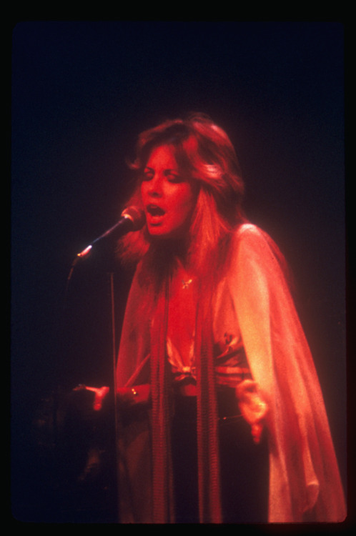 goldduststevie:Stevie photographed by William Butler somewhere in Arizona, august 1975.