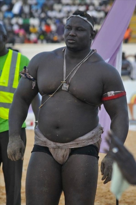 blacktool7:  nipsnskin:  keahimakua:  brown + thick + strong = like       (via TumbleOn)