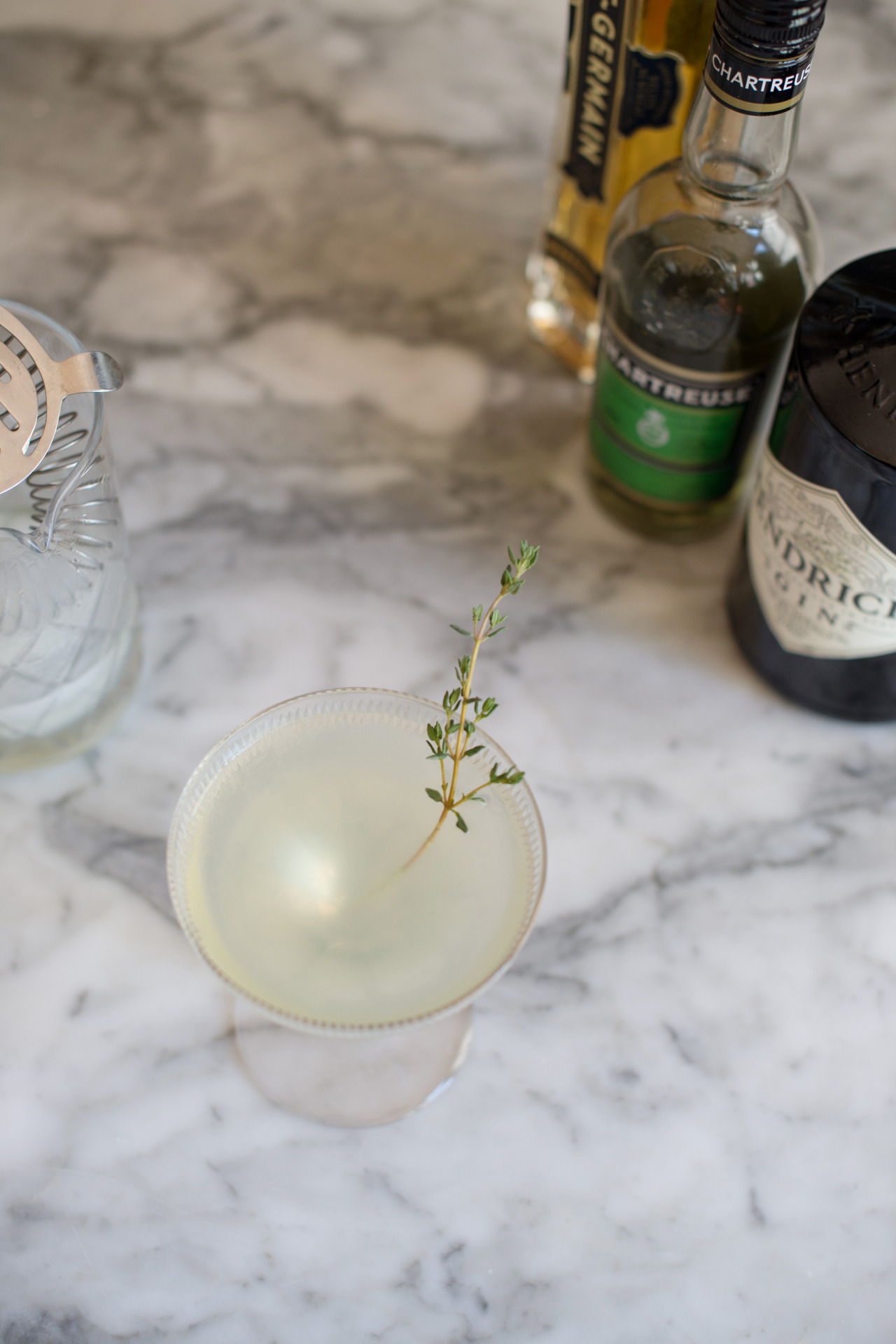 365daysofcocktails:  The Lumière1 ½ oz. gin1 oz. elderflower liqueur, like St.
