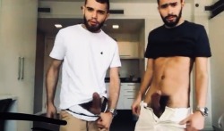 rachid94cho:  Je les veux tous les deux mmmmmmm’’’