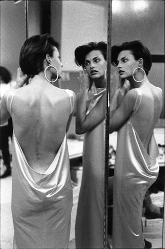 lalinda-evangelista:
“ Linda Evangelista at Izaac Mizrahi, New York (1990)
”