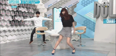 mysilentmemory:Ryeowook Doing The Sexy cheap DanceMeanwhile Staff