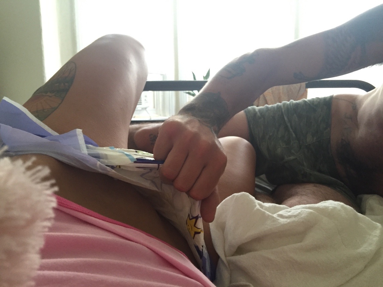 glitter-coffin:  Daddy checks my Dip