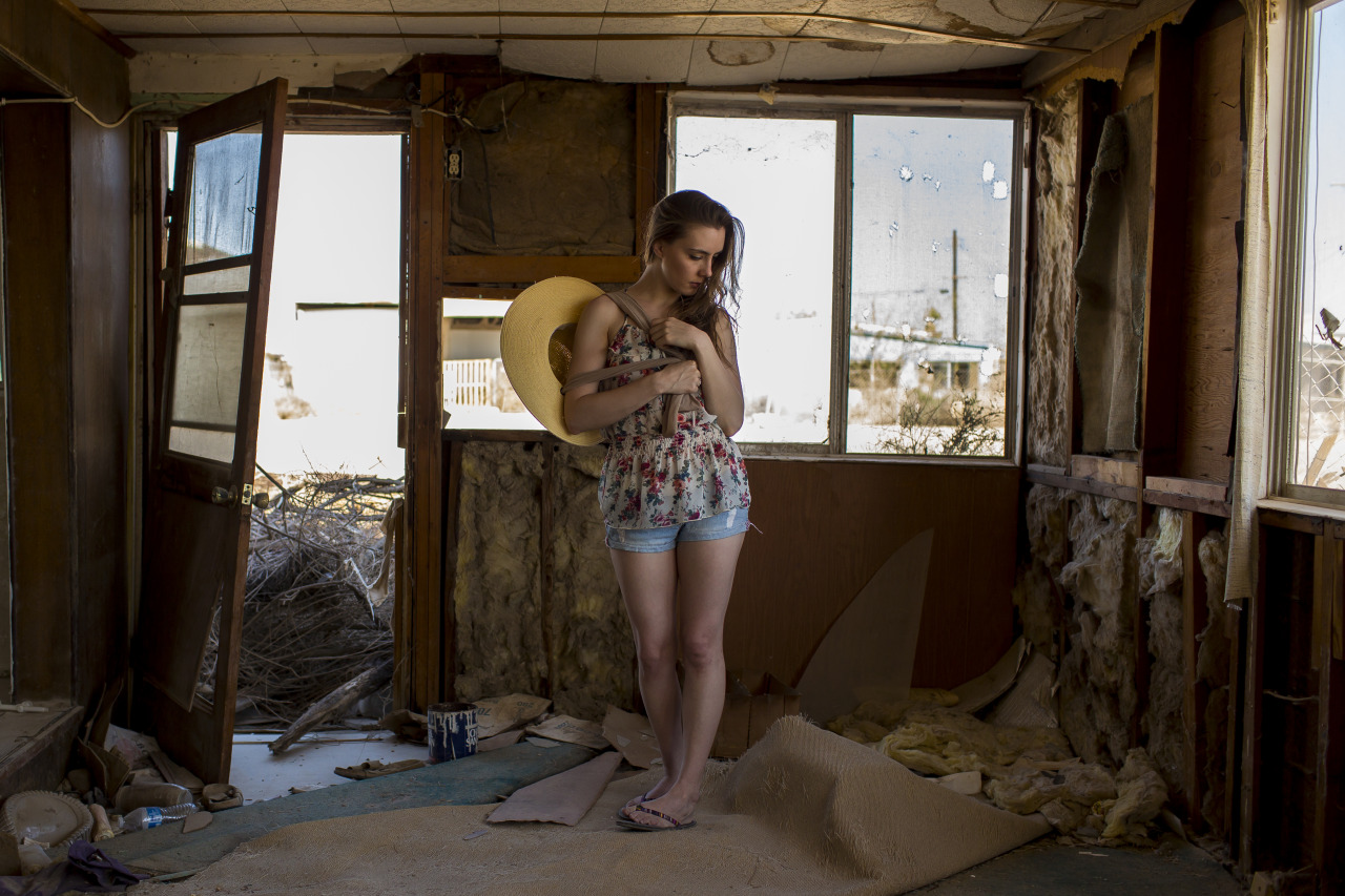 Brooke Lynne | Tom Vani Bombay Beach, Salton Sea, California April 2014