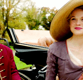ladyenys:Caroline Penvenen/Enys in Every Episode: Season 2, Episode 1.An heiress is much in demand e